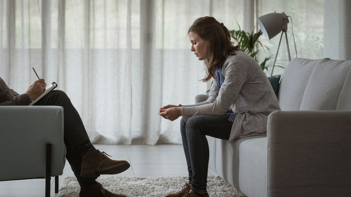A therapist and patient during a CBT session.