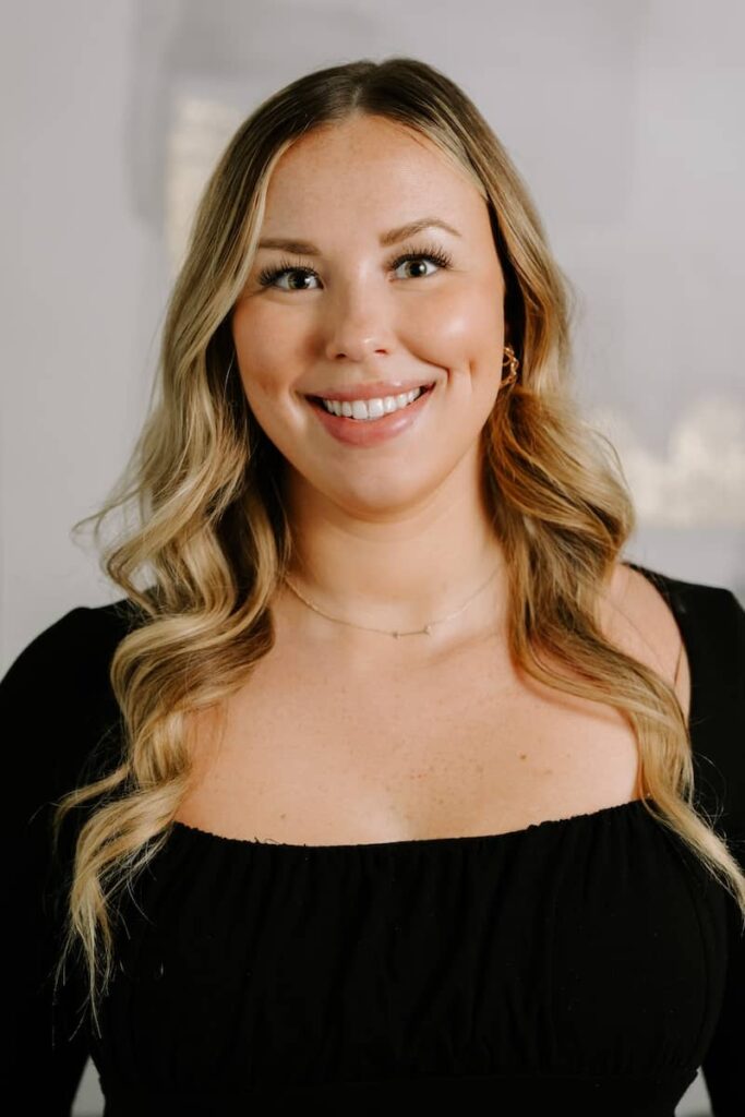 Body Image Therapist Ottawa: 7 Ways to Navigate This Triggering Season 1 Alana Brinson body image therapist Ottawa