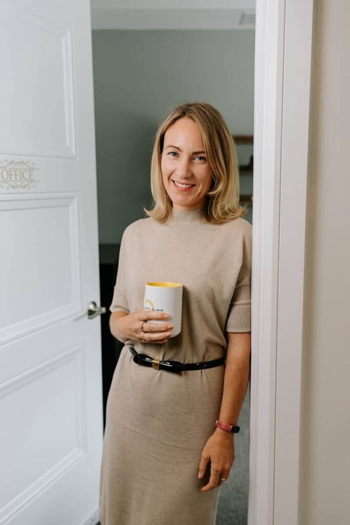 Emilie Josephson French Therapist Ottawa Resiliency Clinic