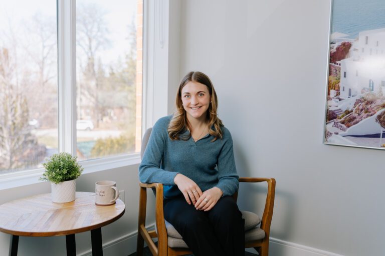 Emma Harvie, Intern 1 Emma-Harvie-Resiliency-Clinic-Ottawa