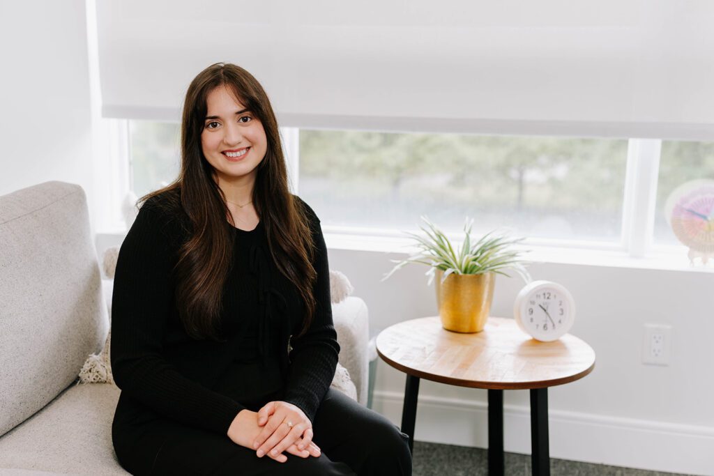 Shakiba Ahmadi, MA 1 Resiliency Clinic - Shakiba Ottawa Psychologist