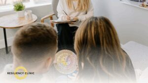 Ottawa psychologist discussing parent anxiety with client